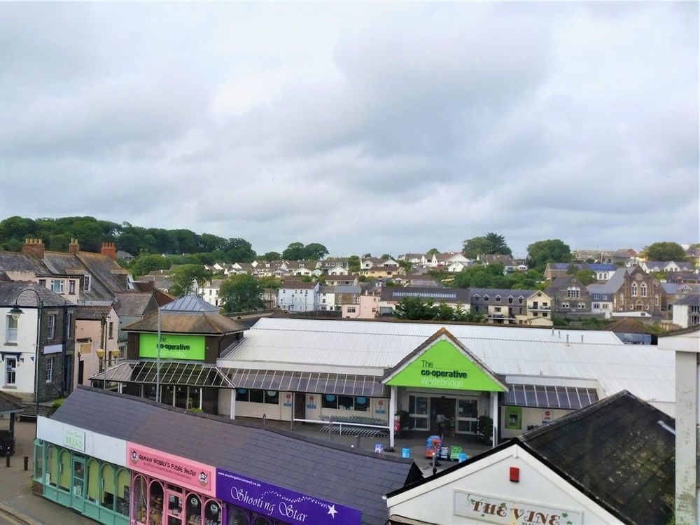 Bridge On Wool Hotell Wadebridge Exteriör bild
